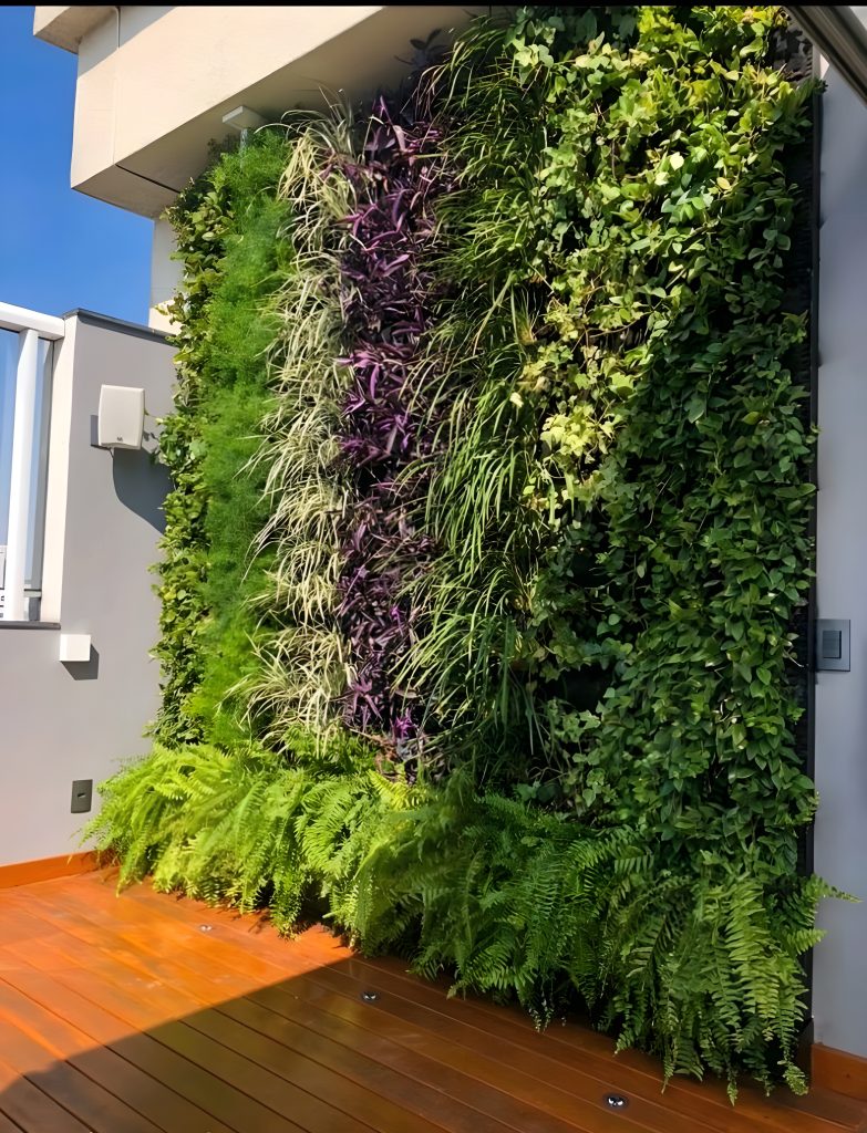 VERTIKAL GARDEN